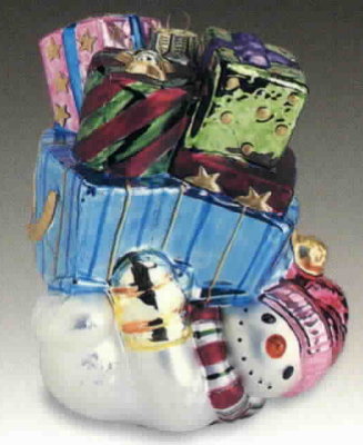 19-1137 Frosty Folk with Gifts.jpg (33139 bytes)